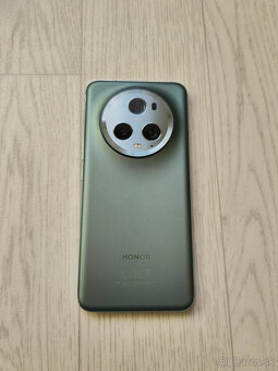 Honor Magic 5 Pro 12/512 GB Meadow Green - 12