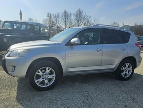 Toyota RAV4 2.2l D-4D 150 Lux Top stav Kúpené v SR - 12