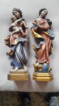 Porcelánový obraz, drevené sošky - 12