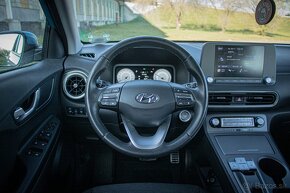 Hyundai Kona Electric 100 - 12