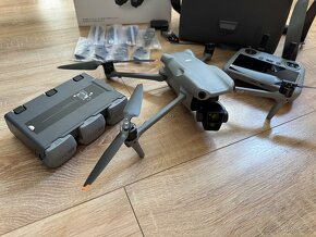 DJI Air 3 Fly More Combo (DJI RC 2) - 12