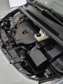 Peugeot 3008 Hybrid4 2.0 hdi TOP STAV - 12