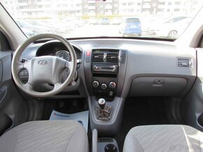 Hyundai Tucson 2.0 CVVT Dynamic - - 12