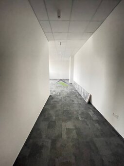 Moderné nové kancelárie na prenájom - 20, 30 m2 - 12