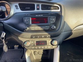 Kia Ceed Combi 1.6i - 12