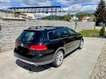 Predám VW Passat alltrack 4x4 DSG - 12