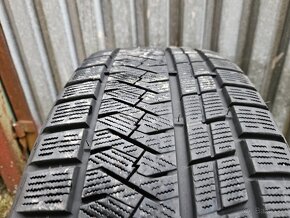 Zimné pneu Triangle - 235/55 r18 104V - 12