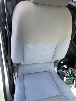 Nissan NV200 Combi - 12