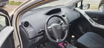 Toyota Yaris 1.3 DUAL-VVT-i rok 2010 MT/6 - 12