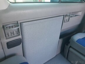 Volkswagen T4 Multivan 2.5 TDI 111 kW - 12