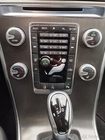 Volvo XC60 133kw automat - 12