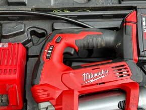 Milwaukee set M18 GG mazacia pištoľ, batéria, nabíjačka, - 12