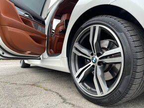 BMW Rad 7 750Ld xDrive A/T - 12