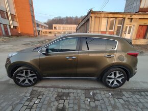 Kia Sportage IV 2.0 crdi AWD 136kW - 12