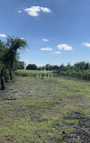 Jedinečné pozemky v Gomboši -  pre rodiny aj developerov - 12