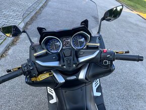 Yamaha Tmax 530 DX 2019 - 12