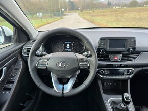 Hyundai i30 2017 1.4benzín 147000km slovenské auto - 12