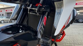 KTM Superduke 1290 GT 10/2021 + záruka do 9.2026 - 12