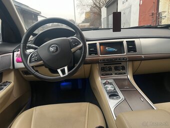 Jaguar xf 2,2D, 120kw - 12