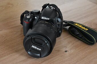 Nikon D 3100 + VR objektiv 18-105 AF-S - len 6 000 snimkov - 12