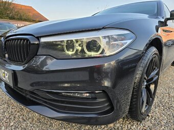 BMW Rad 5 Touring 530i A/T - 12