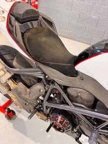 Ducati Streetfighter 1098, ducabike a rizoma doplnky - 12