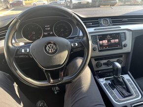 Volkswagen Passat B8 Variant 1.6 TDI BMT Comfortline - 12