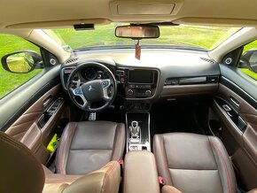 Mitsubishi Outlander 2.0 PHEV AT Instyle 4WD, 49.600 km - 12