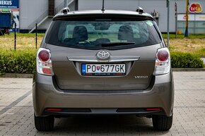 Toyota Verso 1,8 benzín+LPG (navigácia, cúvacia kamera) - 12