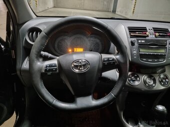 Toyota Rav 4 - 12