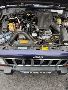 Jeep Cherokee XJ 4.0 Sport - 12