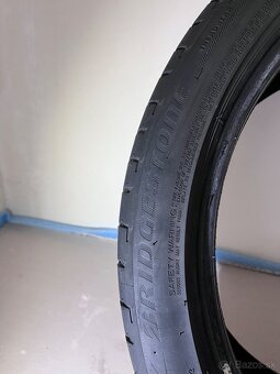 275/35 r20 245/40 r20 - 12