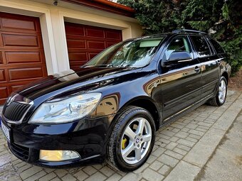 ŠKODA OCTAVIA COMBI II 4x4 1.9 TDI 77KW ELEGANCE FACELIFT - 12