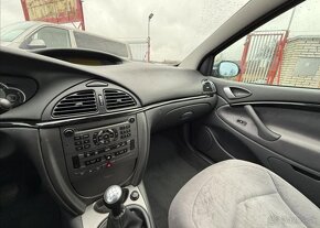 Citroën C5 1,6 HDI 16V DIGIKLIMA,TAŽNÉ nafta manuál 80 kw - 12