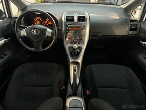 Toyota Auris 1.4 I VVT-i Sol 08 Edition - 12