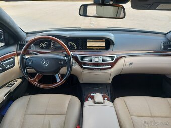 Mercedes-Benz S trieda Sedan 500 4matic - 12