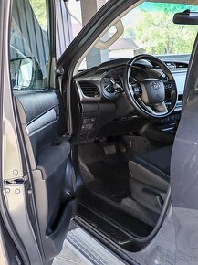 TOYOTA HILUX ACTIVE 2.8D-4D 4x4 - 12