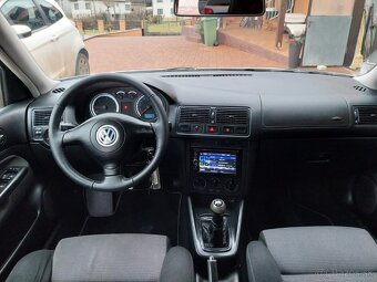 Volkswagen Golf 1.9 TDI 81Kw - 12