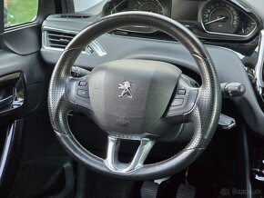 Peugeot 208 - 12