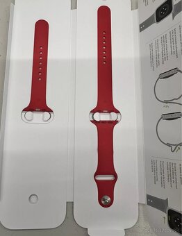 Apple Watch Series 7 Titanium Case 45mm - 12