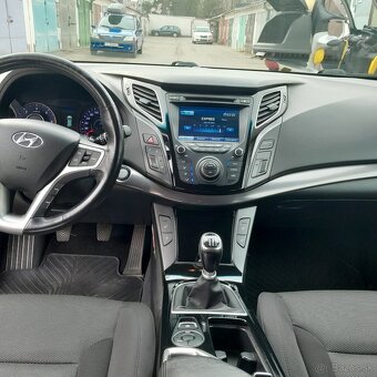 Hyundai i40 - 12