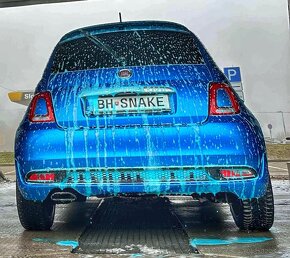 Predam krásny Fiat 500 Sport 2020 v nádhernej modrej farbe. - 12