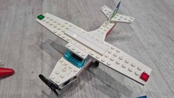 Lego System 1808 Light Aircraft and Ground Support - 12