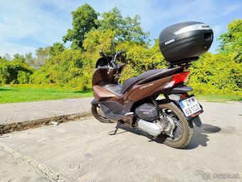 SKÚTER HONDA PCX 125 - 12