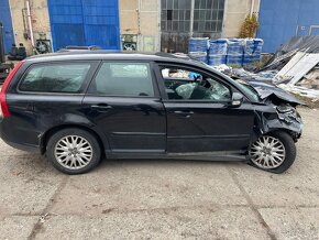 Volvo v 50 2010 , 2.0 TDI 100kw 019-26 - 12