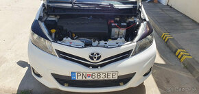 yaris toyota 1.33 benzin 73kw biela farba 123tis km - 12