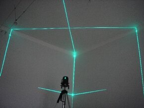 Samonivelačný profi krížový laser DEKO - zelený - 12