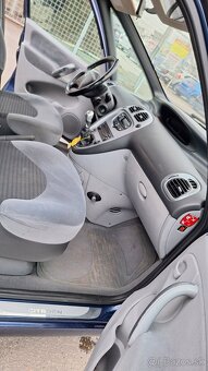 CITROEN XSARA PICASSO 1.6 HDI - 12