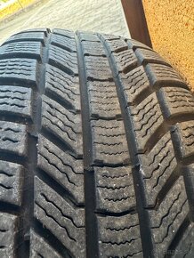 Predám orginál zimné kolesa mercedes 205/55 r17 - 12