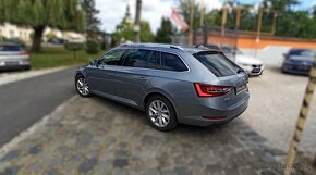 Škoda Superb III kombi, Automat, Koža,Kamera, Panorama,LED - 12